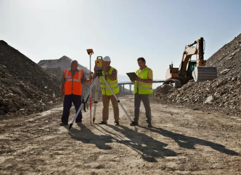 Site Analyzing by workers for prep